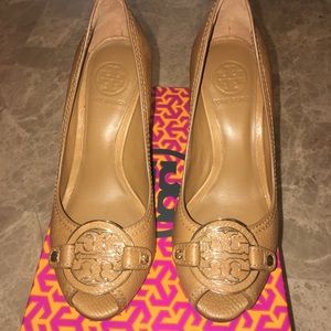 Tory Burch wedges